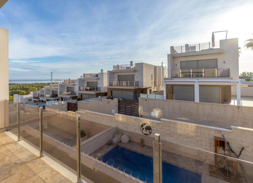 Reventa - Villa - Orihuela Costa - PAU 26