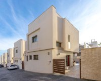 Reventa - Villa - Orihuela Costa - PAU 26