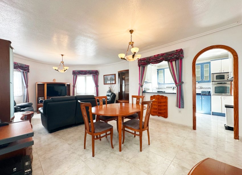 Reventa - Villa - Orihuela Costa - Playa Flamenca