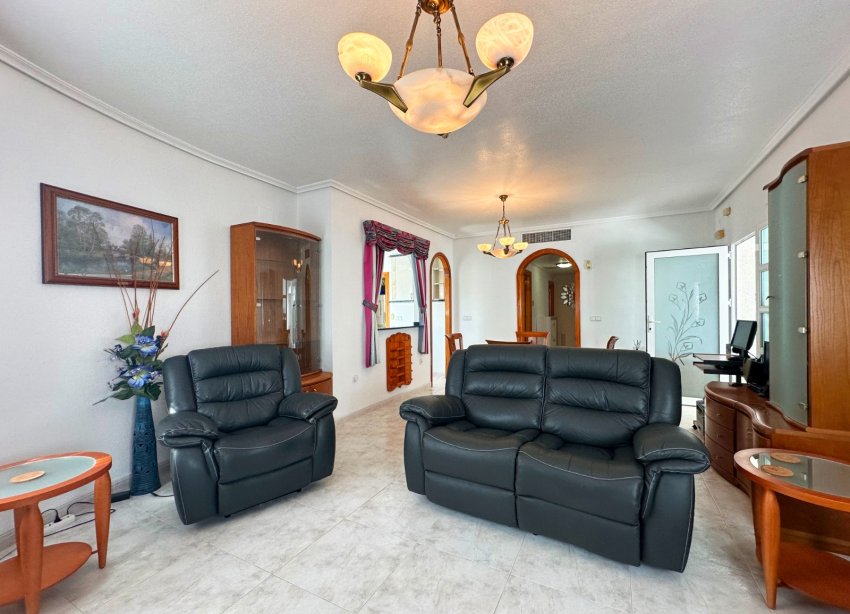 Reventa - Villa - Orihuela Costa - Playa Flamenca