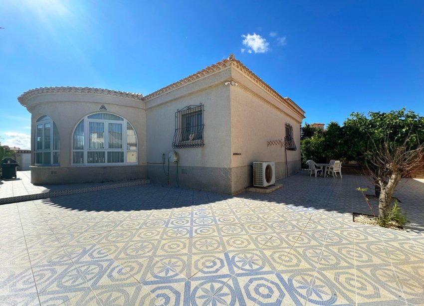 Reventa - Villa - Orihuela Costa - Playa Flamenca