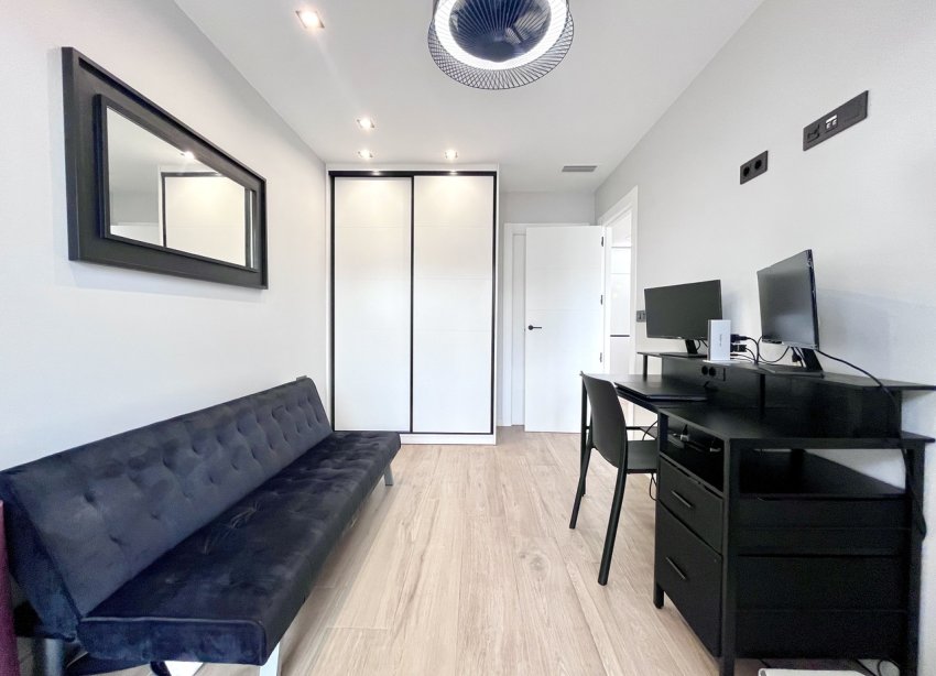 Reventa - Villa - Orihuela Costa - Playa Flamenca