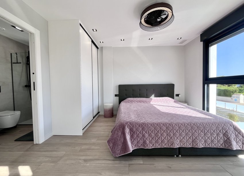 Reventa - Villa - Orihuela Costa - Playa Flamenca