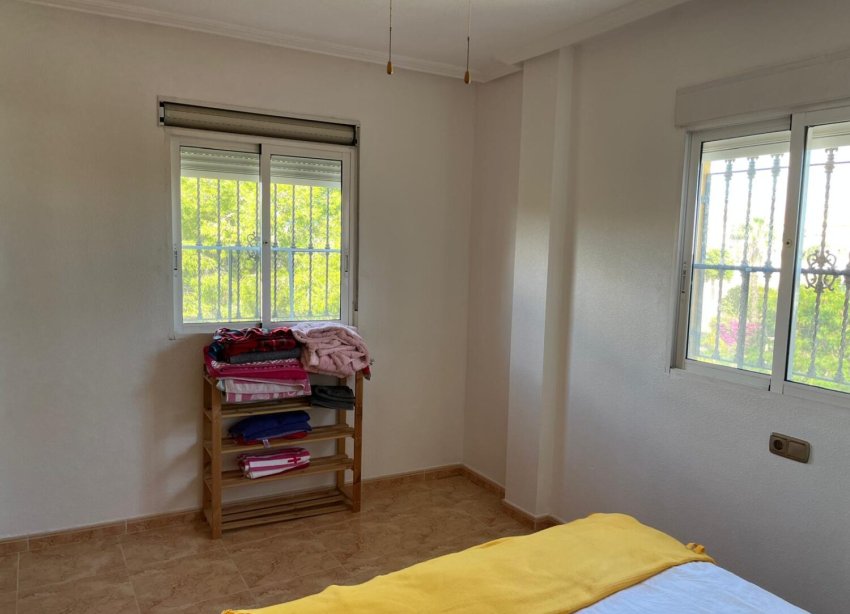 Reventa - Villa - Orihuela Costa - Playa Flamenca