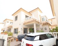 Reventa - Villa - Orihuela Costa - Playa Flamenca