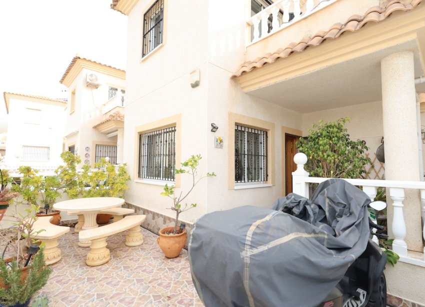 Reventa - Villa - Orihuela Costa - Playa Flamenca