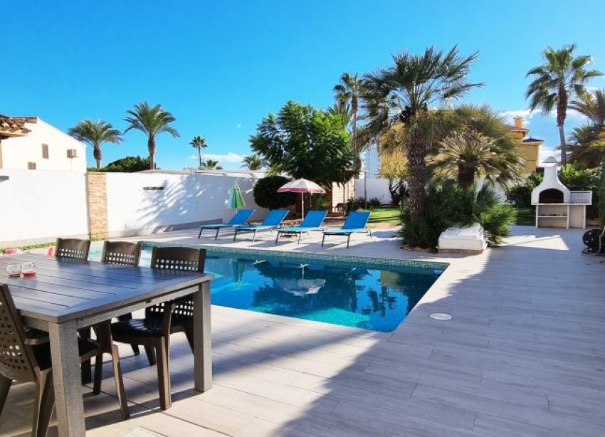 Reventa - Villa - Orihuela Costa - Playa Flamenca