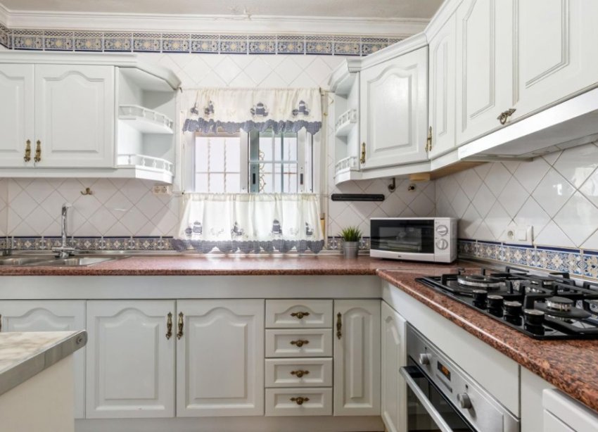 Reventa - Villa - Orihuela Costa - Playa Flamenca