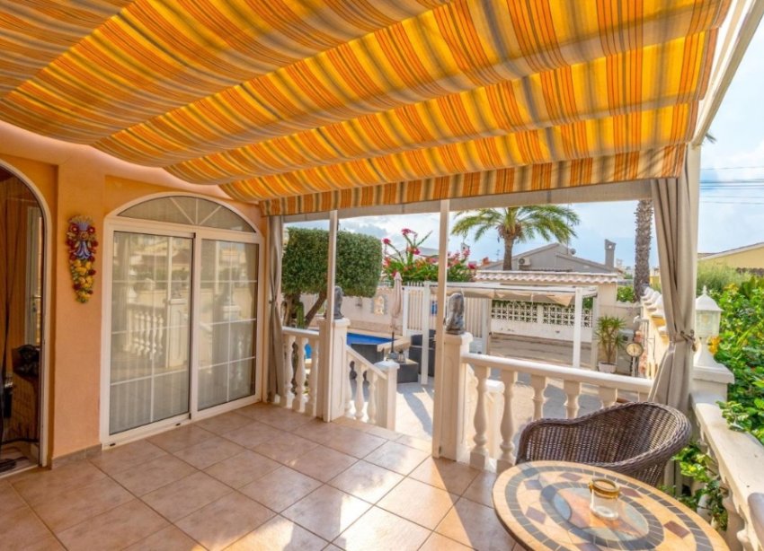 Reventa - Villa - Orihuela Costa - Playa Flamenca