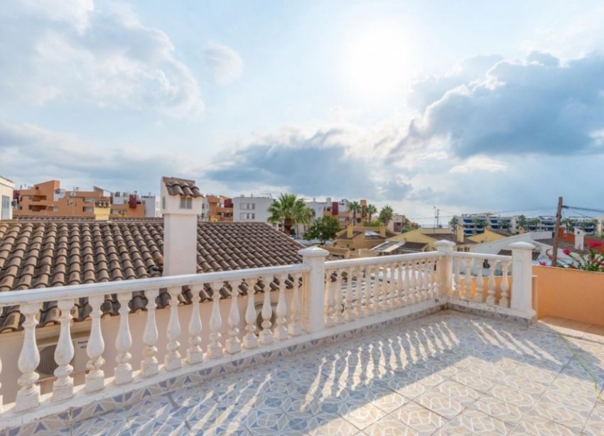 Reventa - Villa - Orihuela Costa - Playa Flamenca