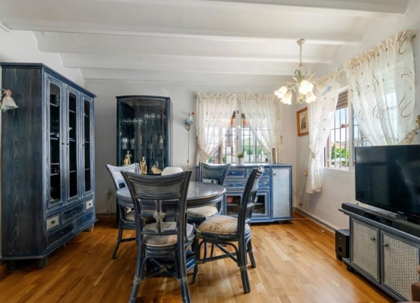 Reventa - Villa - Orihuela Costa - Playa Flamenca