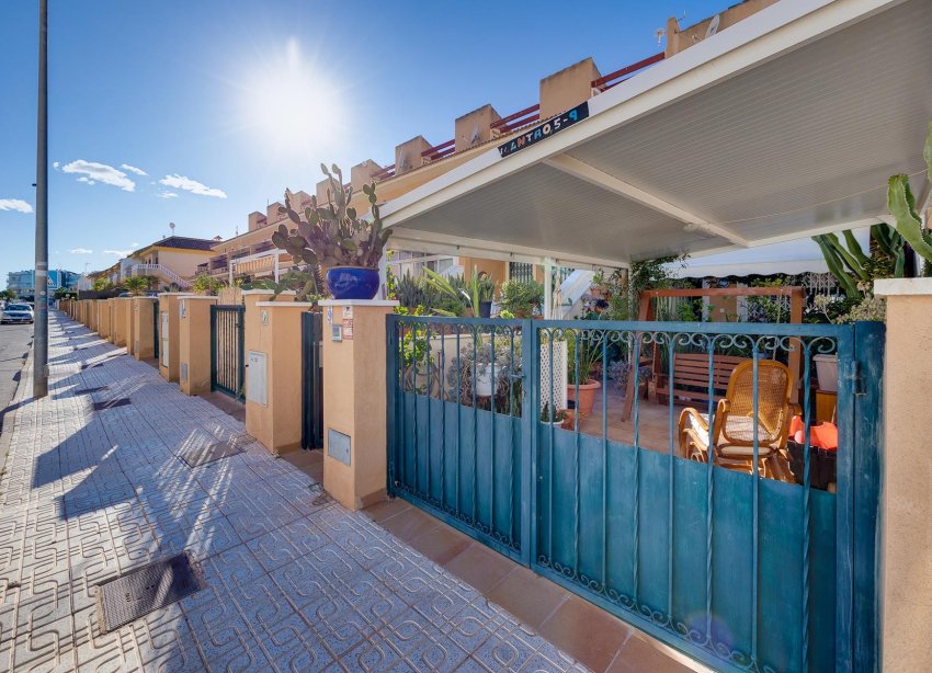Reventa - Villa - Orihuela Costa - Playa Flamenca