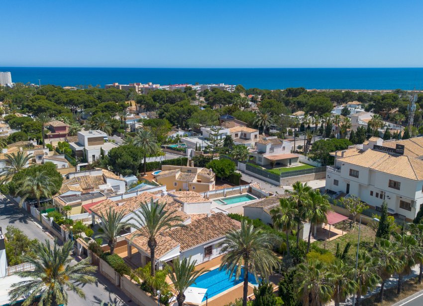 Reventa - Villa - Orihuela Costa - Punta Prima