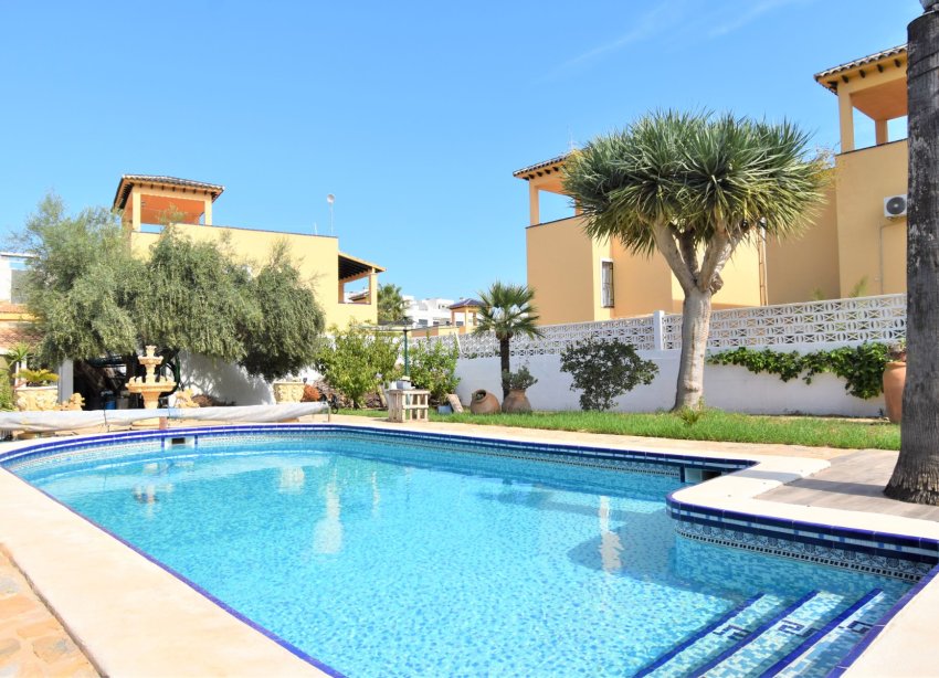 Reventa - Villa - Orihuela Costa - Villamartín