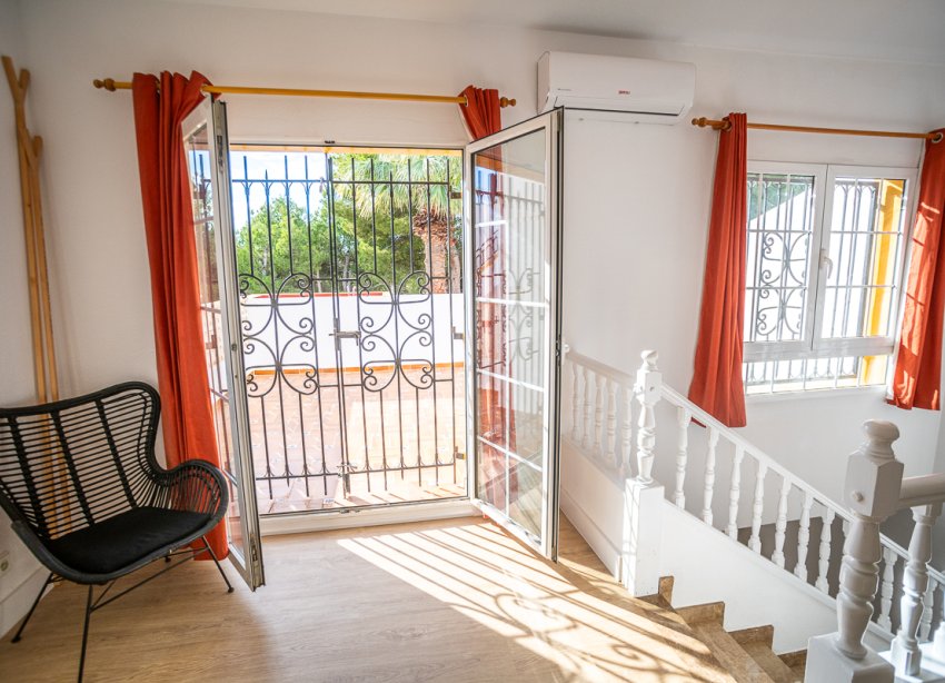 Reventa - Villa - Orihuela Costa - Villamartín