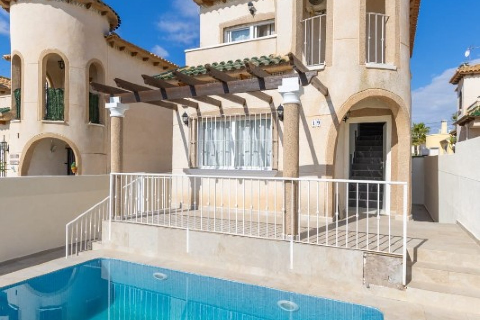 Reventa - Villa - Orihuela Costa - Villamartín