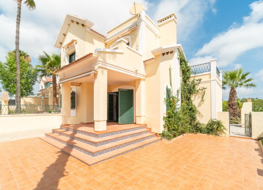Reventa - Villa - Orihuela Costa - Villamartín
