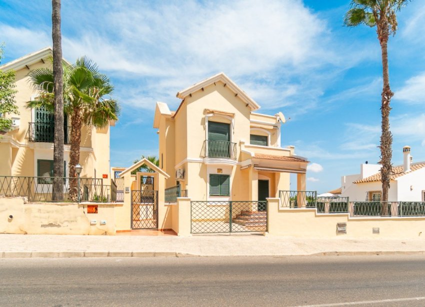Reventa - Villa - Orihuela Costa - Villamartín