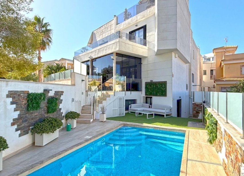 Reventa - Villa - Orihuela Costa - Villamartín