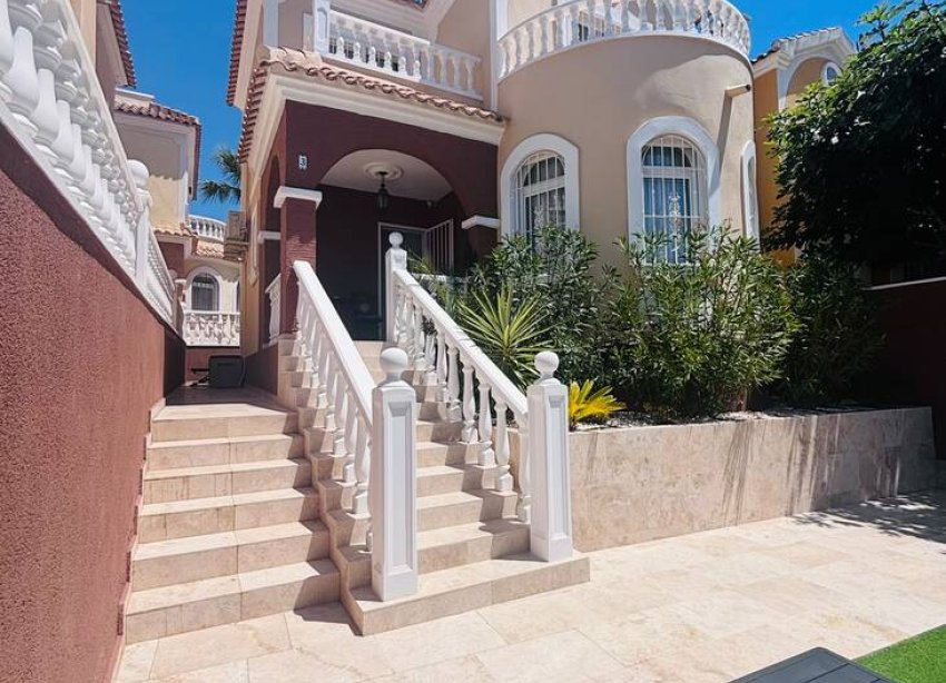 Reventa - Villa - Orihuela Costa - Villamartín