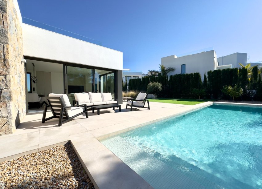 Reventa - Villa - Orihuela - Las Colinas Golf