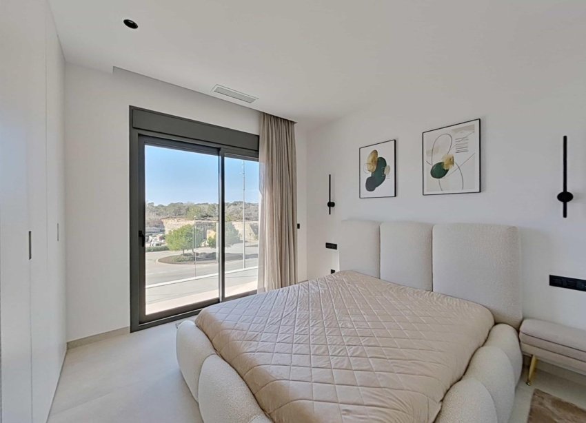 Reventa - Villa - Orihuela - Las Colinas Golf
