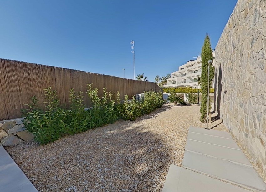 Reventa - Villa - Orihuela - Las Colinas Golf