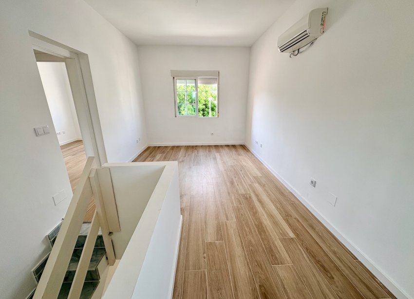 Reventa - Villa - Orihuela - Los Balcones
