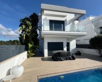 Reventa - Villa - Pilar de la Horadada