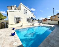 Reventa - Villa - Pinar de Campoverde