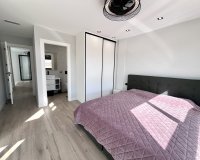 Reventa - Villa - Punta Prima