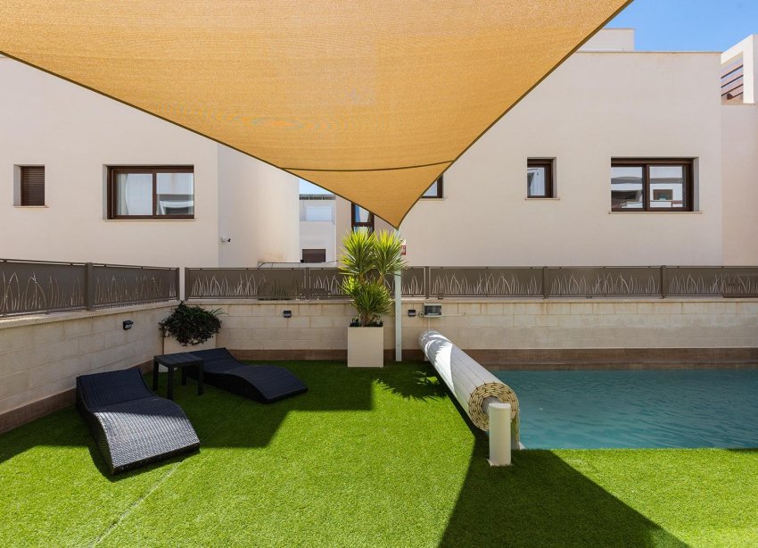 Reventa - Villa - Rojales - Pueblo bravo