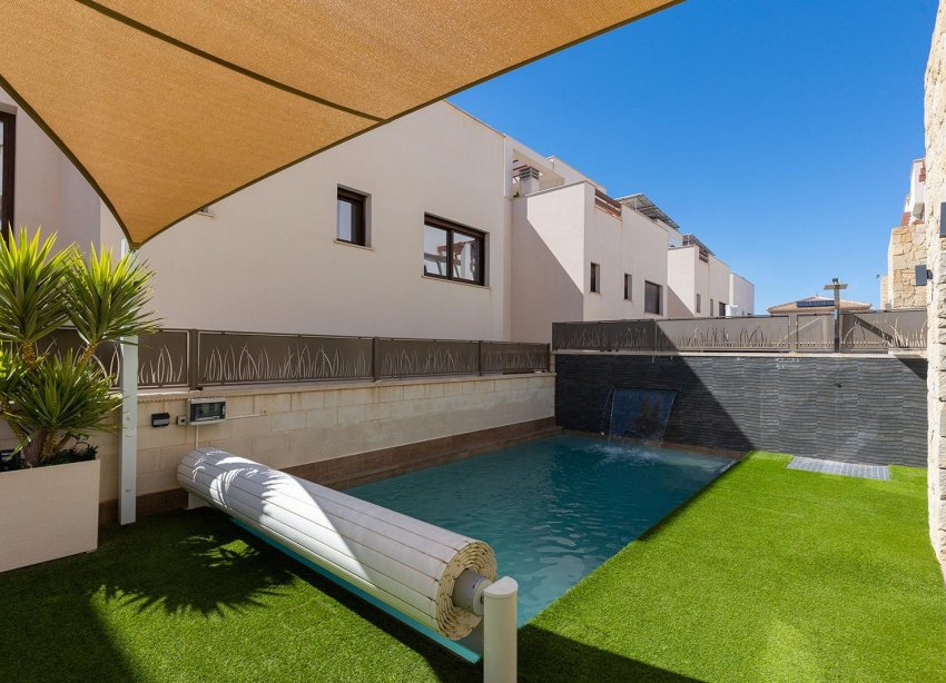 Reventa - Villa - Rojales - Pueblo bravo