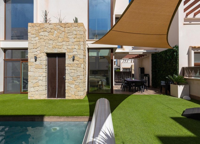 Reventa - Villa - Rojales - Pueblo bravo