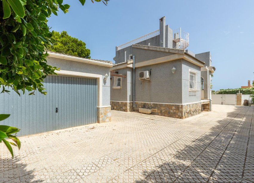 Reventa - Villa - San Fulgencio - URB. LA MARINA