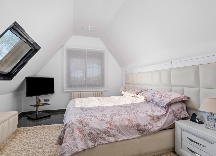 Reventa - Villa - San Juan Alicante - Frank Espinós