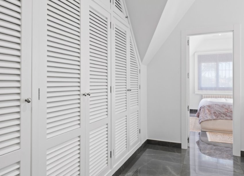 Reventa - Villa - San Juan Alicante - Frank Espinós