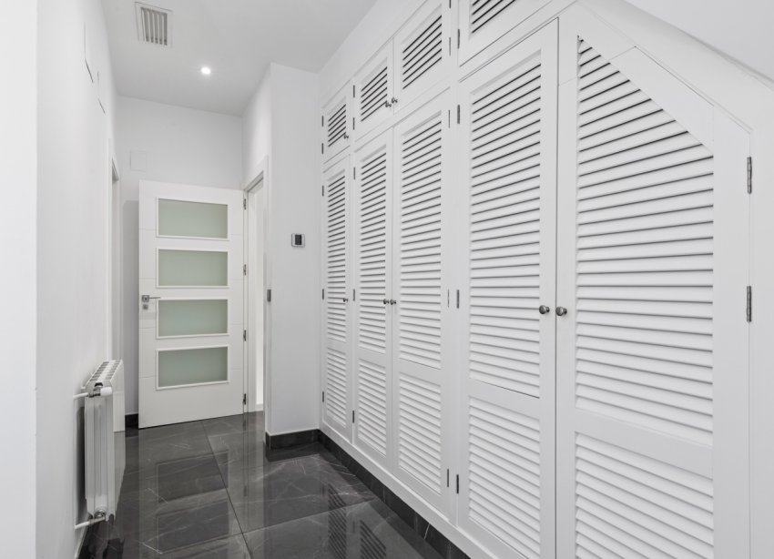 Reventa - Villa - San Juan Alicante - Frank Espinós