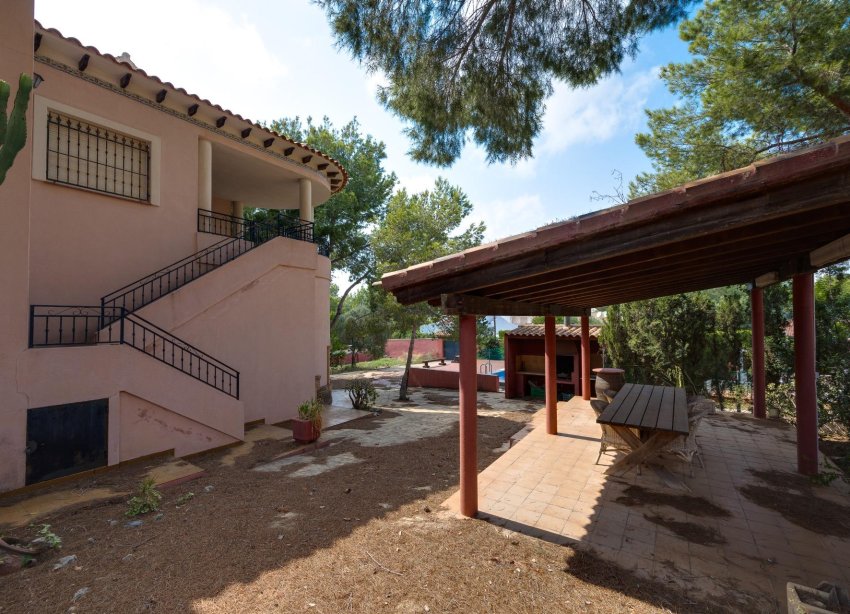Reventa - Villa - San Miguel de Salinas - Ciudad de las comunicaciones