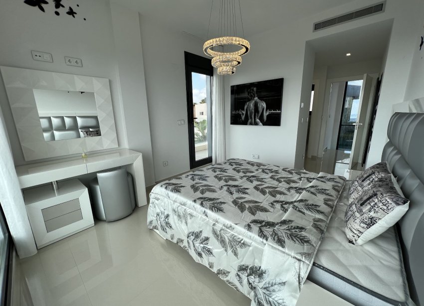 Reventa - Villa - San Miguel de Salinas - Costa Blanca