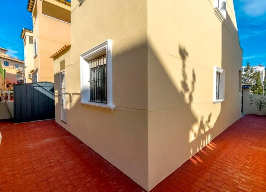 Reventa - Villa - San Miguel de Salinas - El Galán