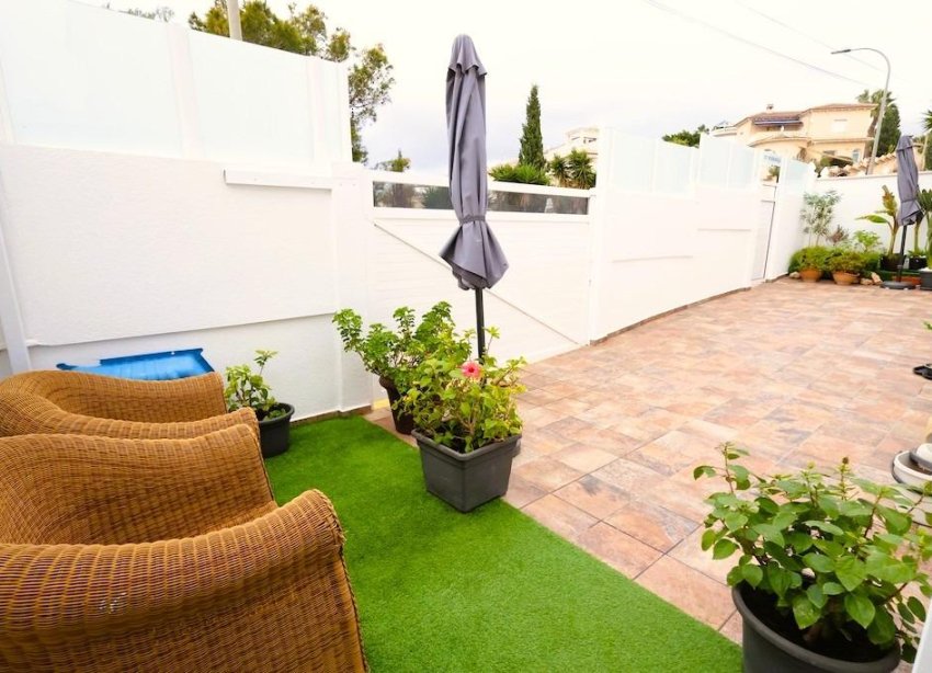 Reventa - Villa - San Miguel de Salinas - Las filipinas