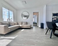 Reventa - Villa - San Miguel de Salinas - Las filipinas