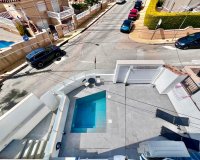 Reventa - Villa - San Miguel de Salinas - Las filipinas