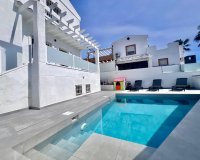 Reventa - Villa - San Miguel de Salinas - Las filipinas