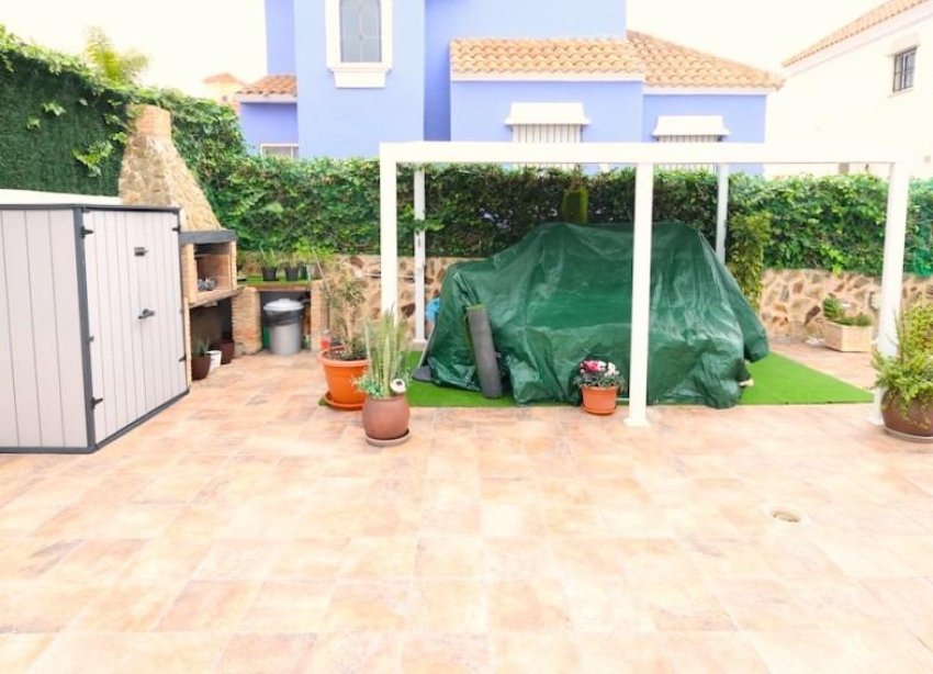 Reventa - Villa - San Miguel de Salinas - Las filipinas