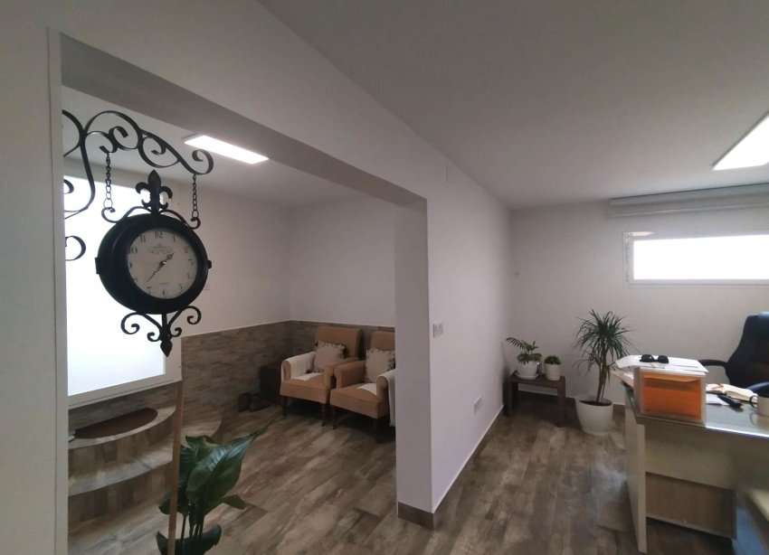 Reventa - Villa - San Miguel de Salinas - Las filipinas
