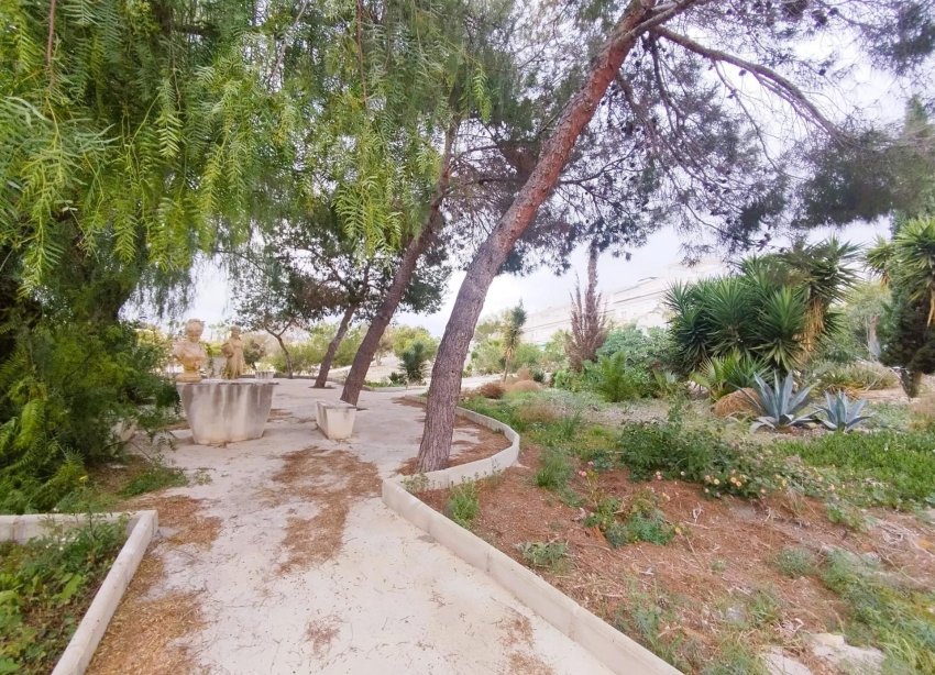Reventa - Villa - San Miguel de Salinas - Las filipinas