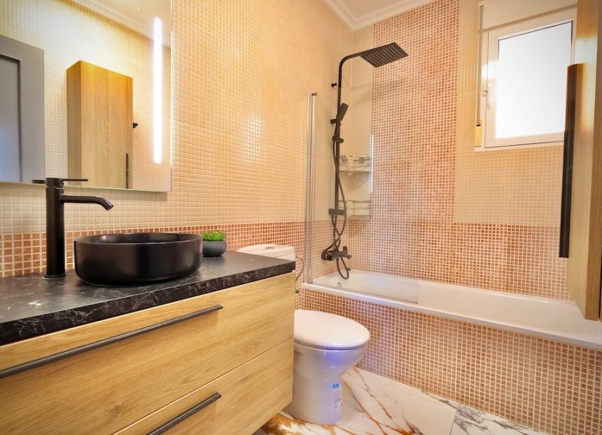 Reventa - Villa - San Miguel de Salinas - Residencial los flamencos