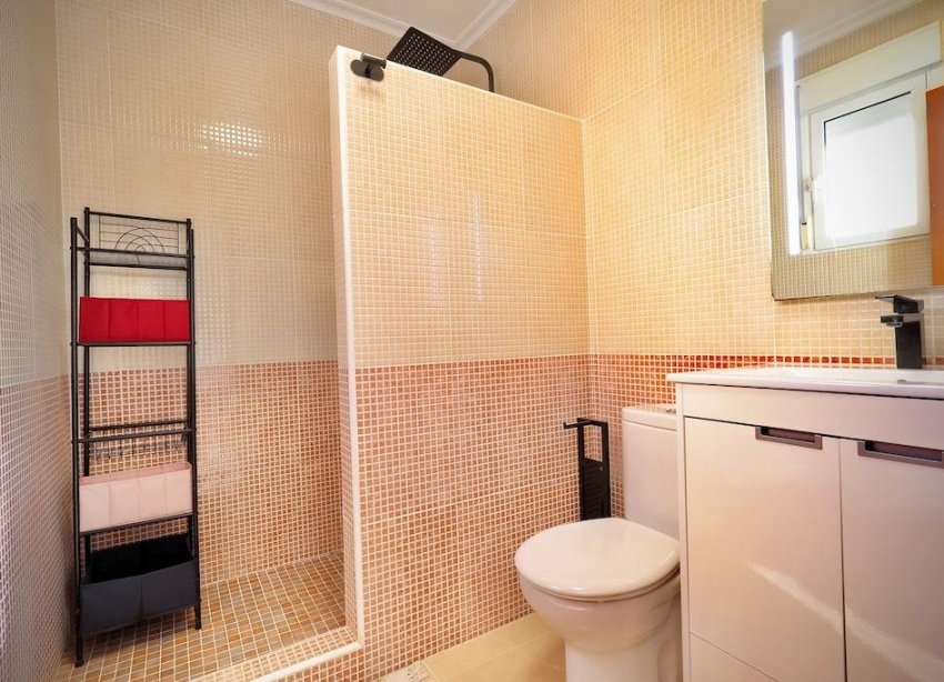 Reventa - Villa - San Miguel de Salinas - Residencial los flamencos